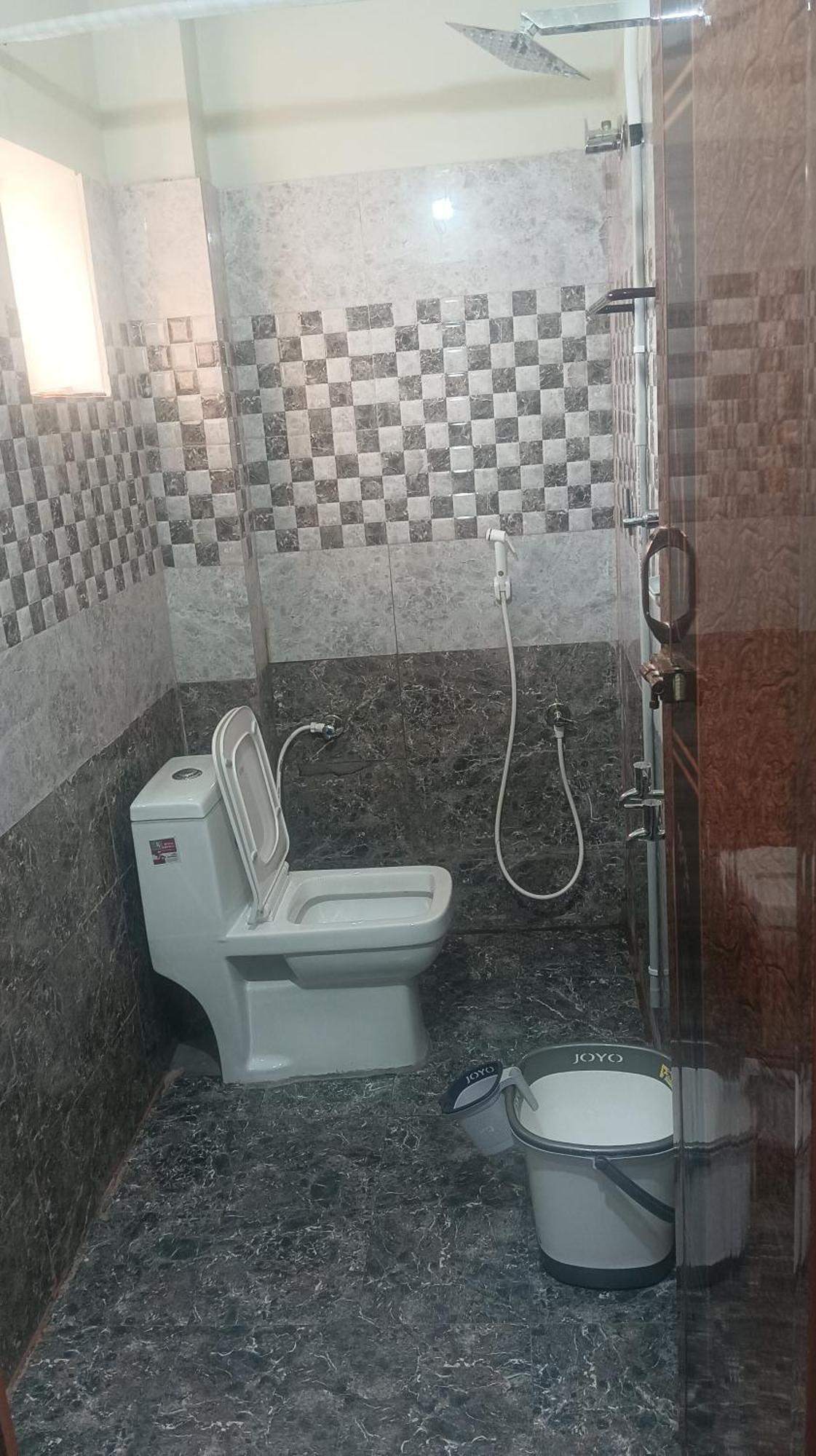 Отель Rajali Residency Kulithalai Экстерьер фото